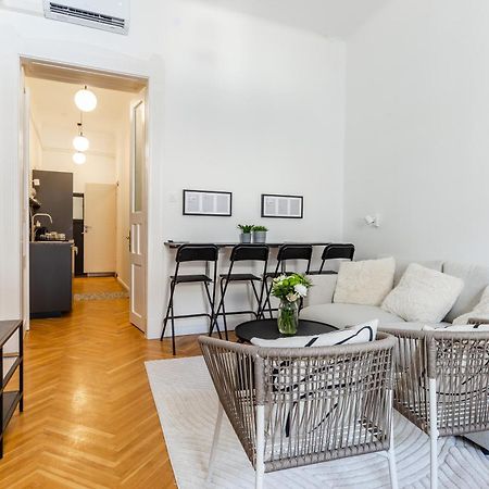 Tas Apartments Будапеща Екстериор снимка